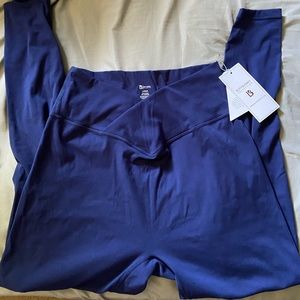 BuffBunny Siren Leggings NWT